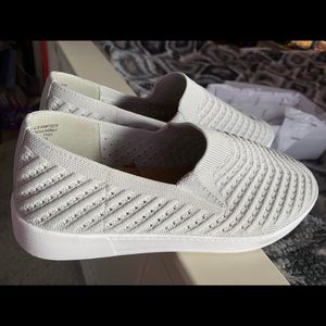 Sonoma slip on shoes- grey, size 10 brand new!